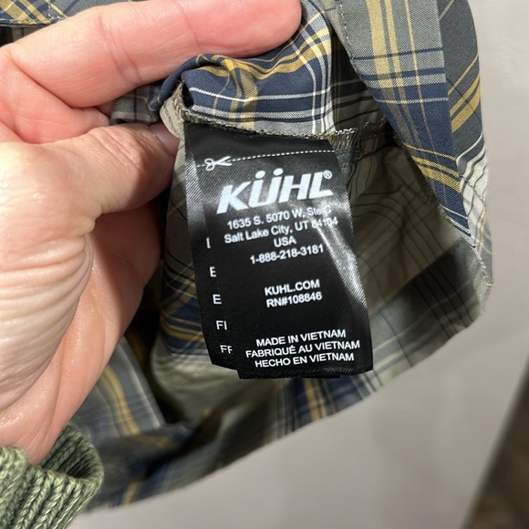 Kuhl Eluxur plaid button down shirt size small - Picture 7 of 10
